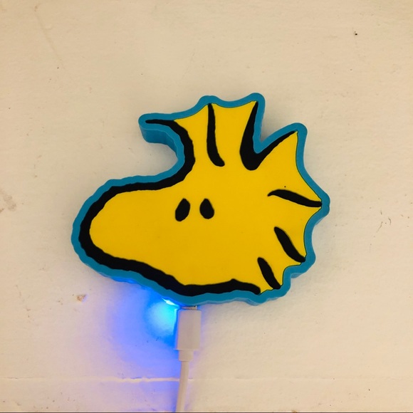Peanuts Woodstock Wireless Battery Charger - Picture 3 of 4
